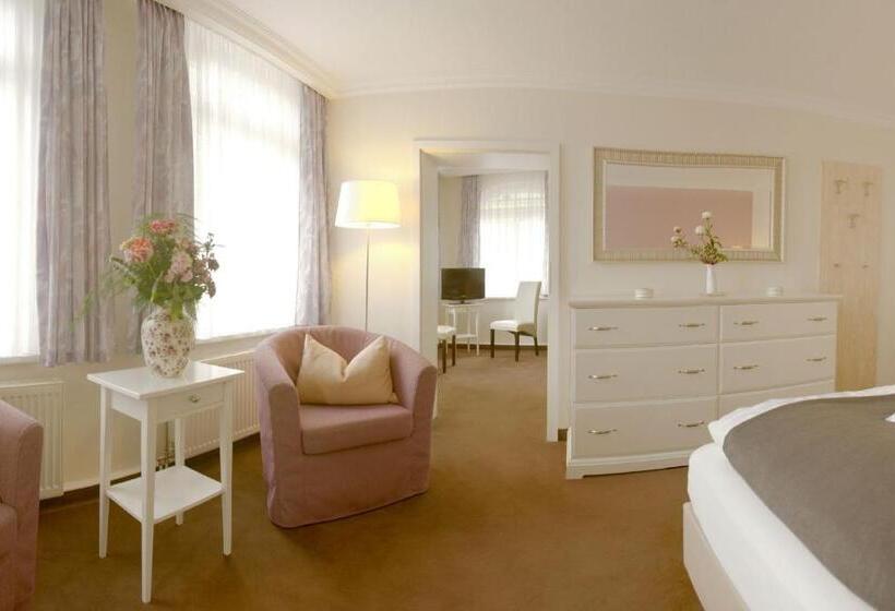 سوییت, Villa Neptun