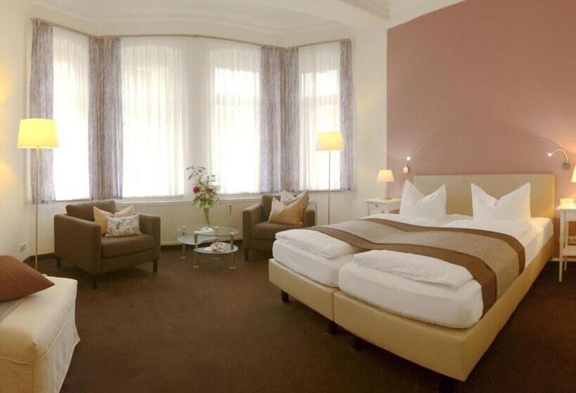 Номер Deluxe, Villa Neptun