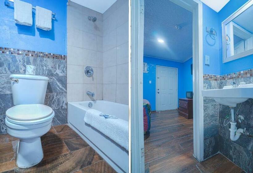Номер Стандарт, Monterrey Motel Padre Island, Corpus Christi By Oyo