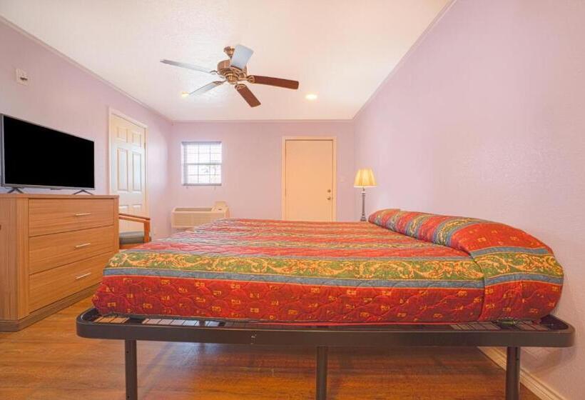 Стандартный Номер Кровать Кинг, Monterrey Motel Padre Island, Corpus Christi By Oyo