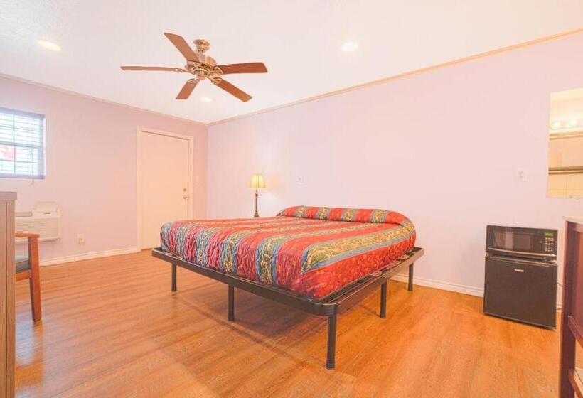 غرفة قياسية سرير كينج, Monterrey Motel Padre Island, Corpus Christi By Oyo