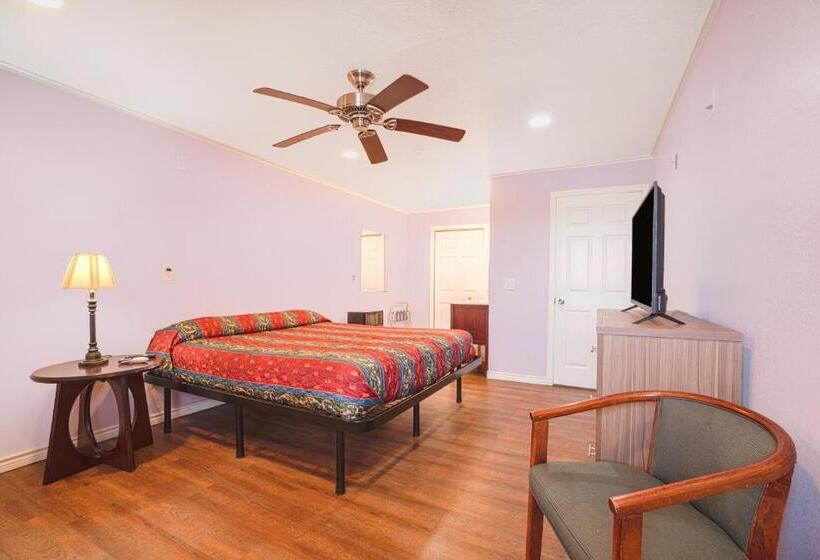 غرفة قياسية سرير كينج, Monterrey Motel Padre Island, Corpus Christi By Oyo