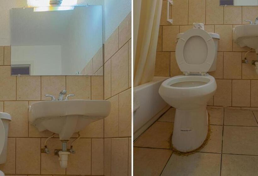 غرفة قياسية سرير ملكى, Monterrey Motel Padre Island, Corpus Christi By Oyo