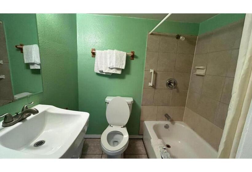 Номер Стандарт, Monterrey Motel Padre Island, Corpus Christi By Oyo
