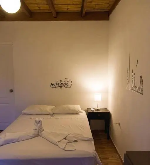 エコノミールーム, Casa Villamor