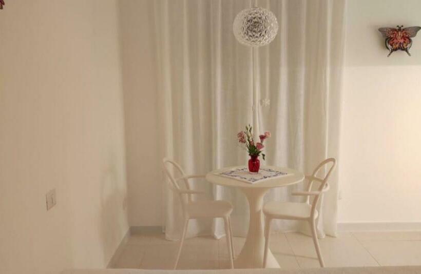 استودیو استاندارد با بالکن, Casa Pellegrino