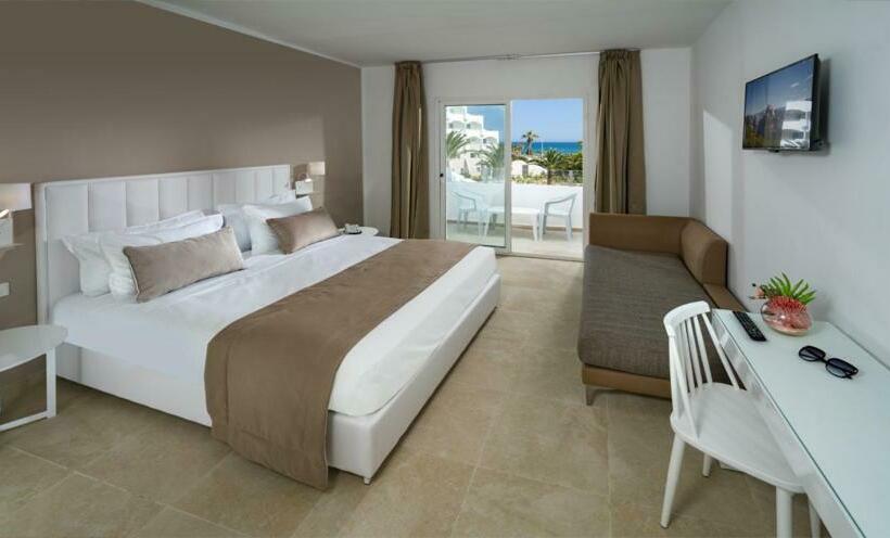 اتاق استاندارد سه نفره, Golden Tulip Président Hammamet