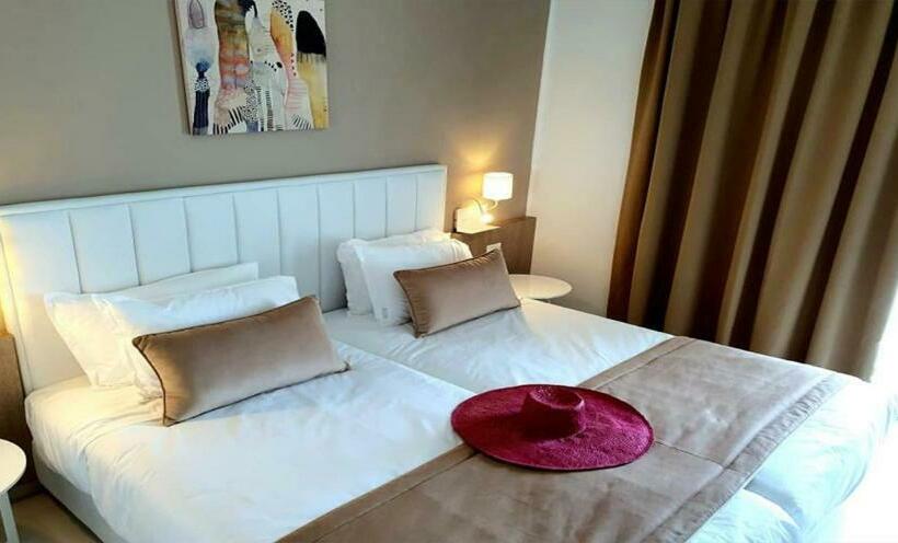 اتاق استاندارد یک نفره, Golden Tulip Président Hammamet