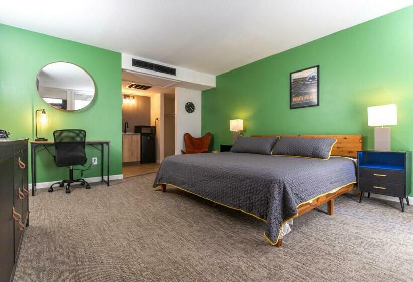 带大床的标准间, Modern Motel