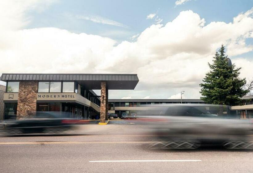 带大床的标准间, Modern Motel