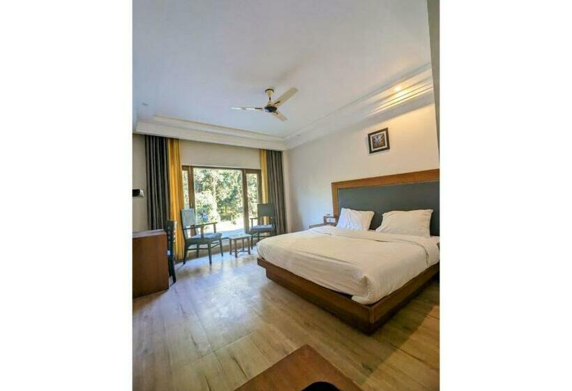 Номер Deluxe, The 9 Oaks By Bop Group Of Stay And Cafe