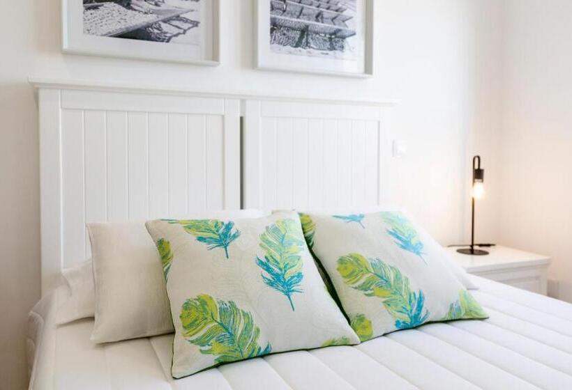 스탠다드 스튜디오, Vila Farol