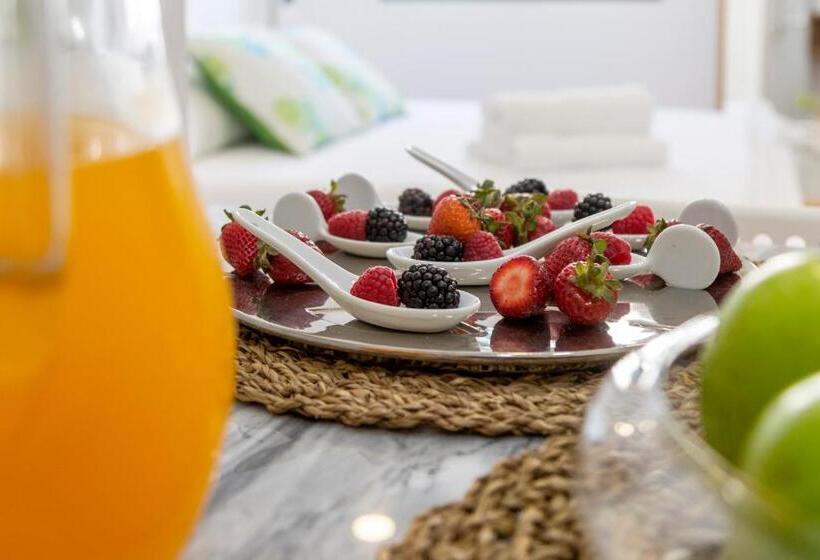 스탠다드 스튜디오, Vila Farol