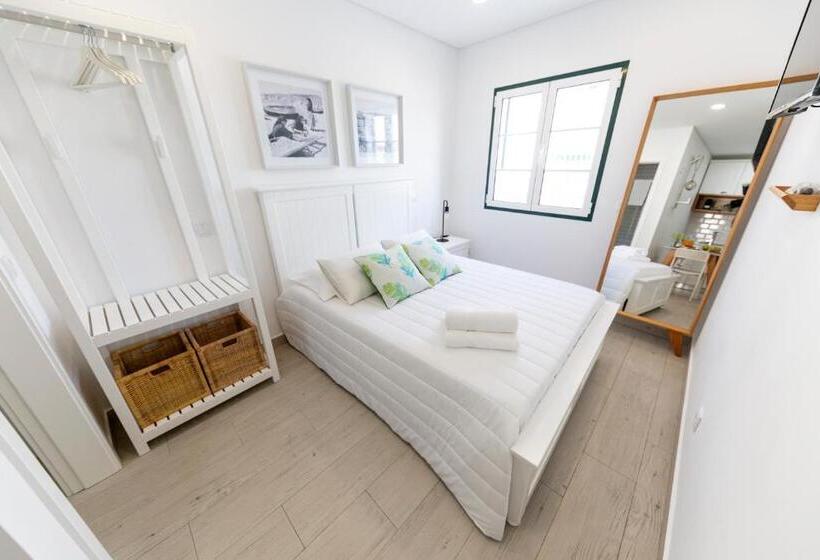 스탠다드 스튜디오, Vila Farol