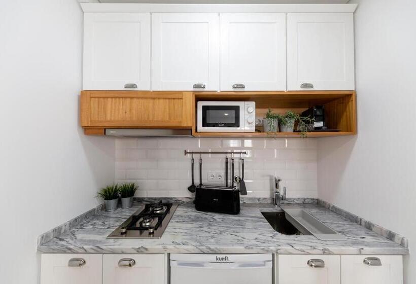 스탠다드 스튜디오, Vila Farol