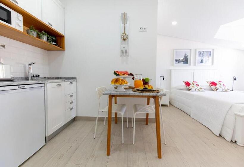 디럭스 스튜디오, Vila Farol