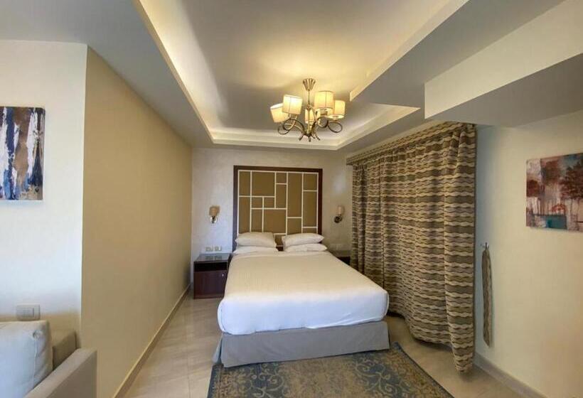 1 Bedroom Penthouse Apartment, Penthouse In Porto Sokhna Pyramids