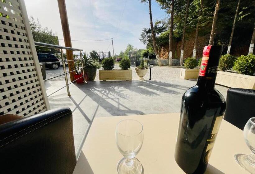 Pokój Trzyosobowy Comfort, Vila3