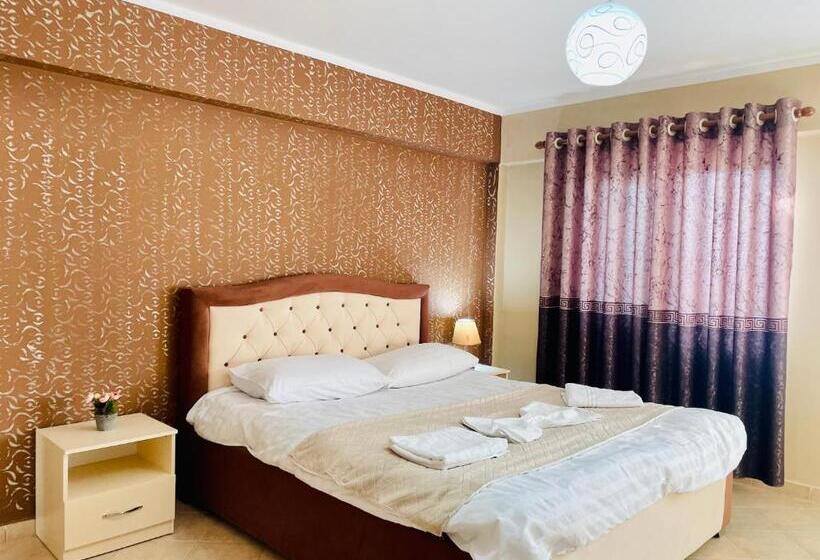 Pokój Trzyosobowy Comfort, Vila3