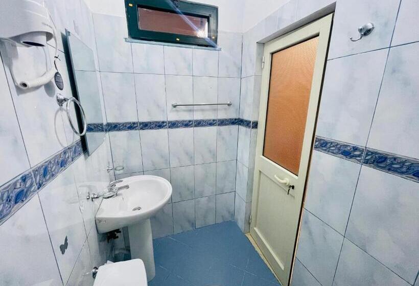 Triple Room Sea View, Vila3