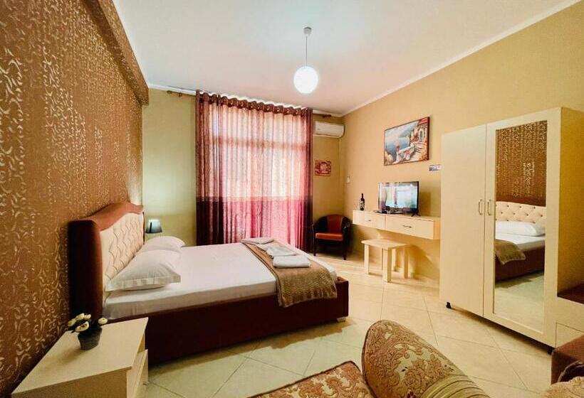 Pokój Standard Trzyosobowy, Vila3