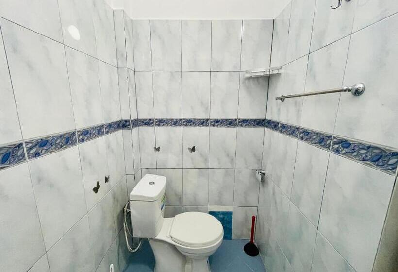 Pokój Czteroosobowy Standard Widok Morze, Vila3