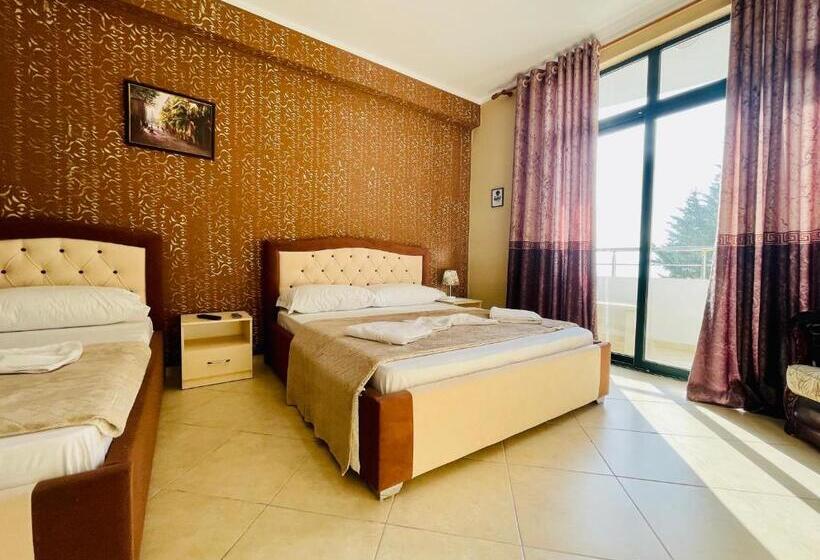 Pokój Rodzinny Widok Morze, Vila3