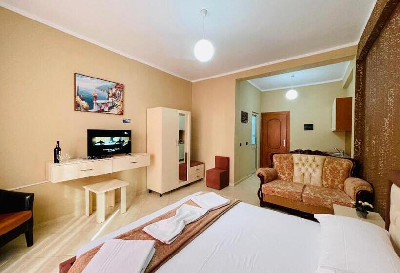 Pokój Standard Trzyosobowy, Vila3