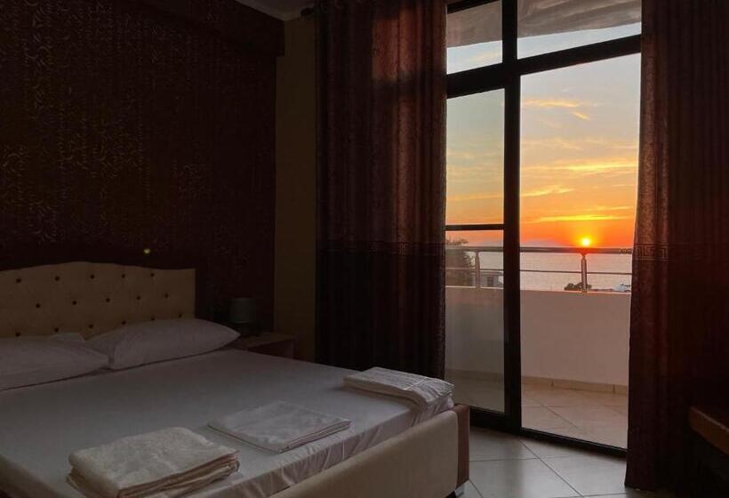 Pokój Rodzinny Widok Morze, Vila3