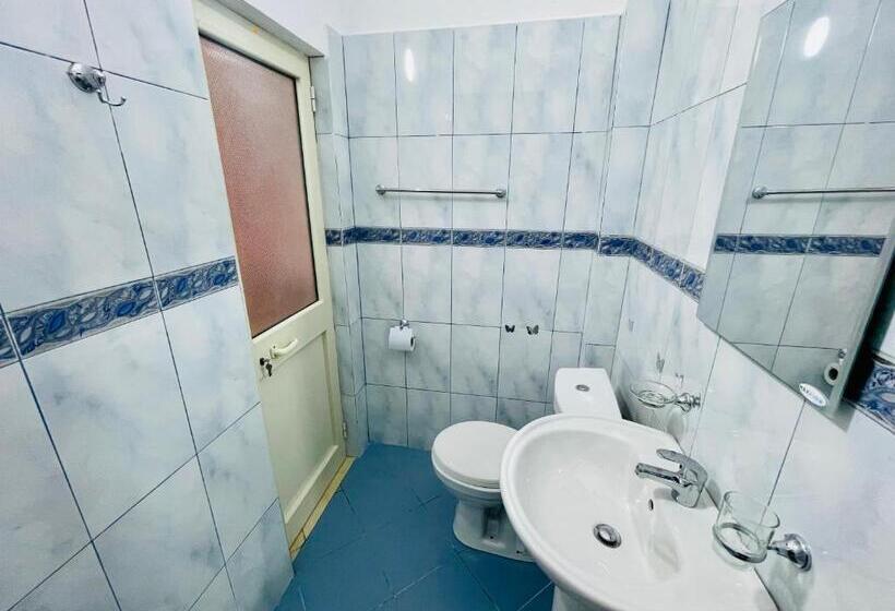 Triple Room Sea View, Vila3