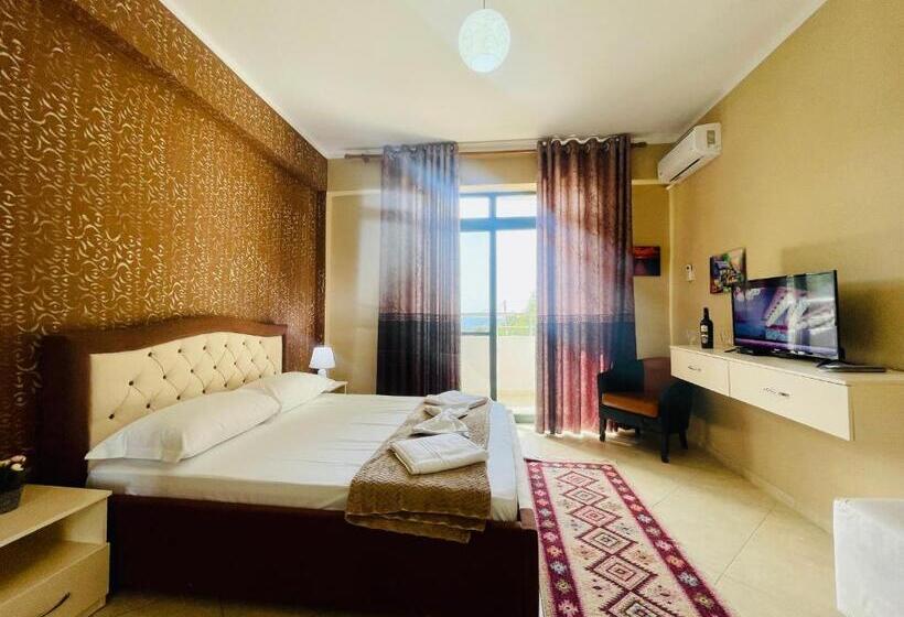 Triple Room Sea View, Vila3