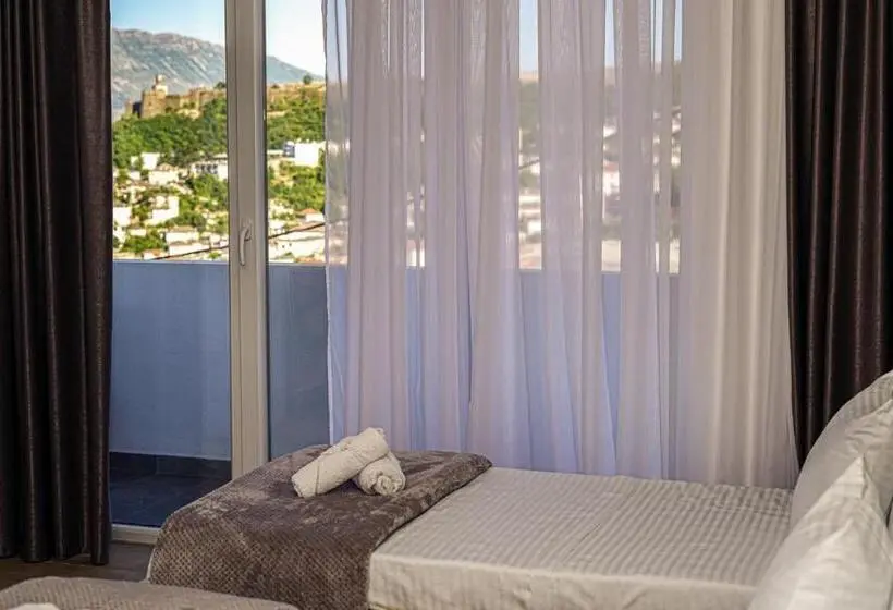 اتاق استاندارد سه نفره, Patio Rooms Gjirokaster