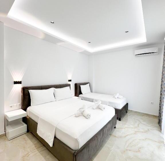 اتاق استاندارد سه نفره, Ionian View B&b