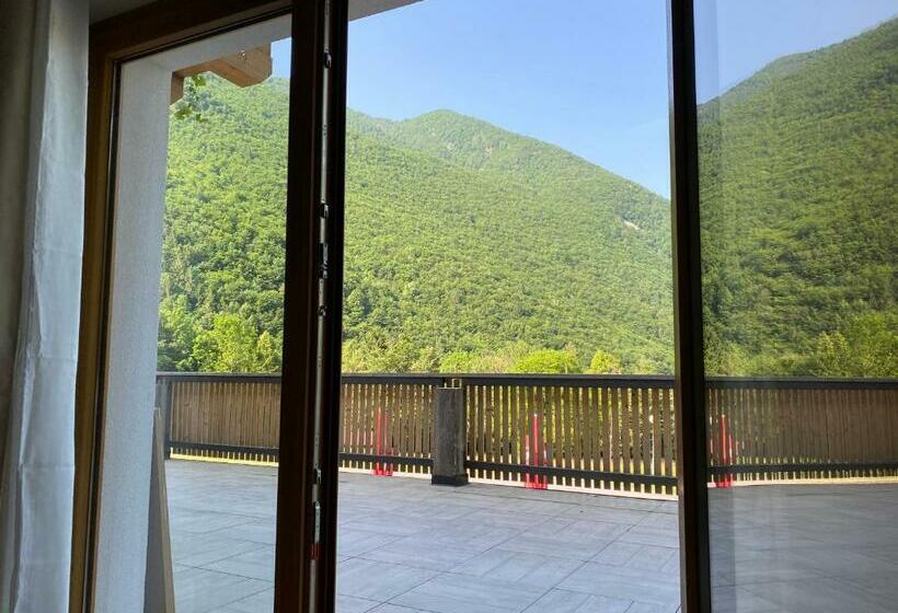 חדר סטנדרט לשלושה, Rifugio Pian Dei Ciclamini