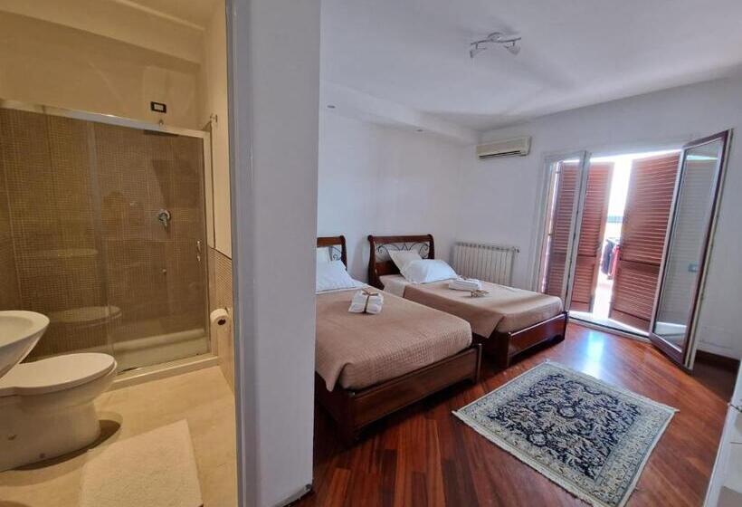 バルコニー付きスタンダードルーム, Residenza Estea