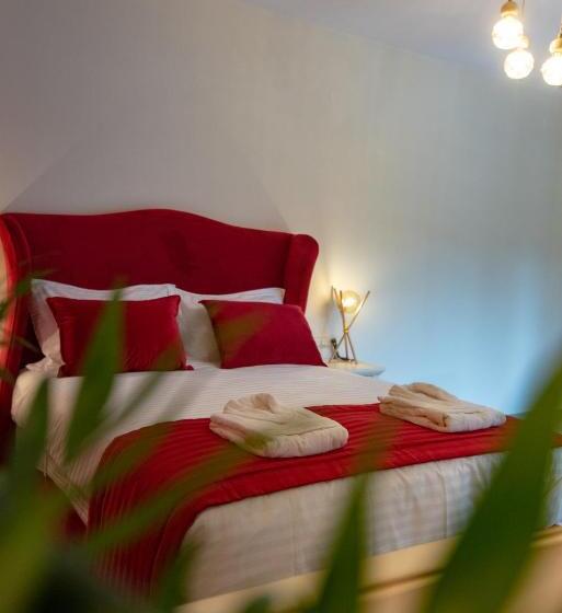 اتاق لوکس با چشم‌انداز باغ, Byzantio Hotel & Apartments