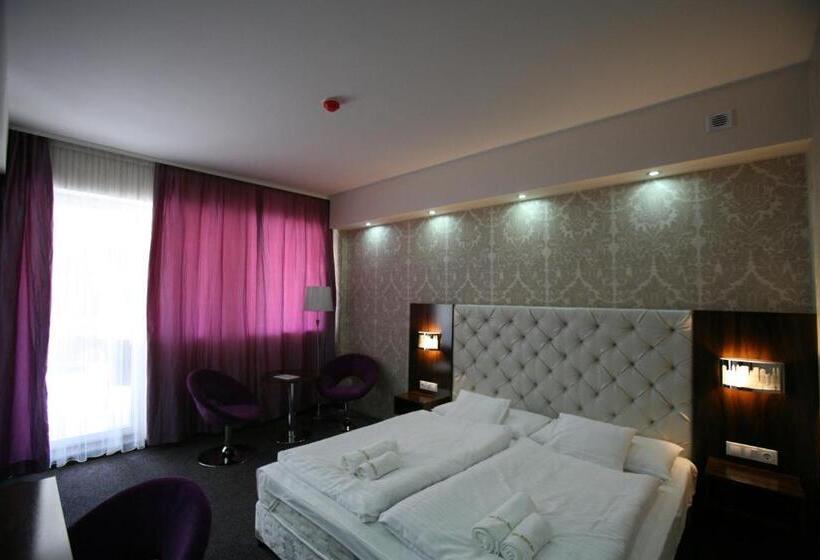 수피리어 룸, Bástya Konferencia és Wellness