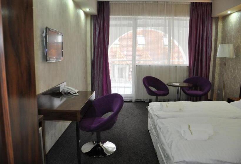 수피리어 룸, Bástya Konferencia és Wellness