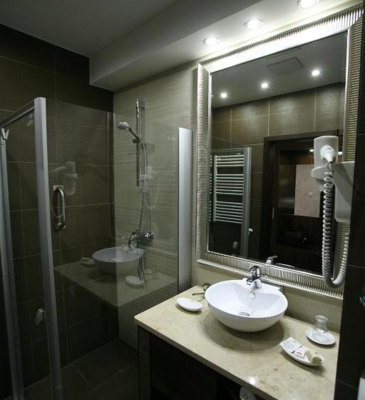 חדר סופריור, Bástya Konferencia és Wellness