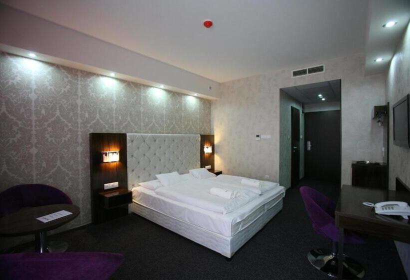 수피리어 룸, Bástya Konferencia és Wellness