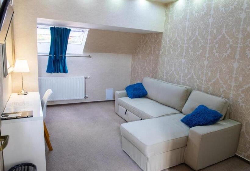 스위트, Bástya Konferencia és Wellness