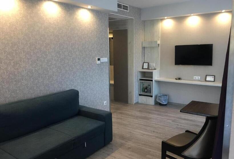 수피리어 스위트, Bástya Konferencia és Wellness