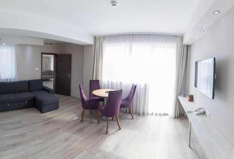 수피리어 스위트, Bástya Konferencia és Wellness