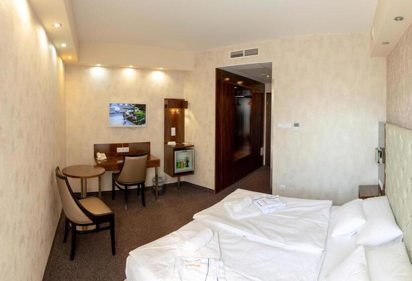 수피리어 룸, Bástya Konferencia és Wellness