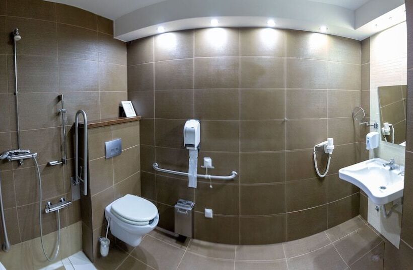 수피리어 룸, Bástya Konferencia és Wellness