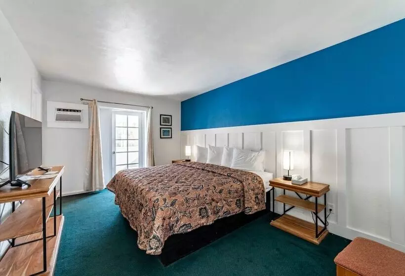 ダブルベッドスタンダードルーム, Captain S Table Hotel By Everglades Adventures