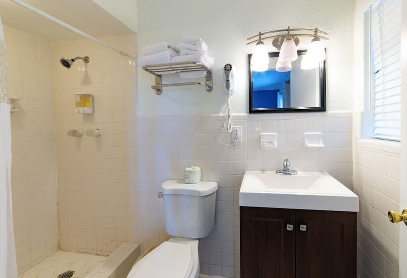 Номер Стандарт Двуспальная Кровать, Captain S Table Hotel By Everglades Adventures