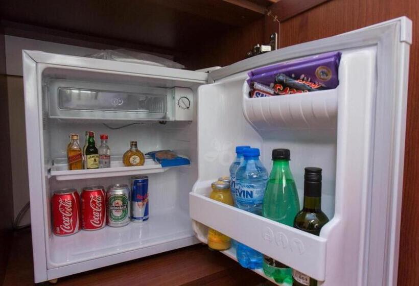 חדר סטנדרט, Favorit