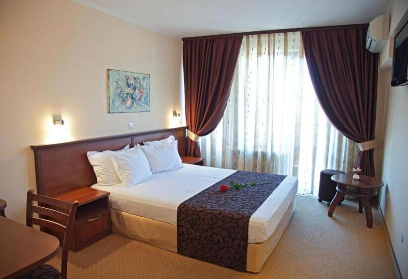 חדר סטנדרט, Favorit