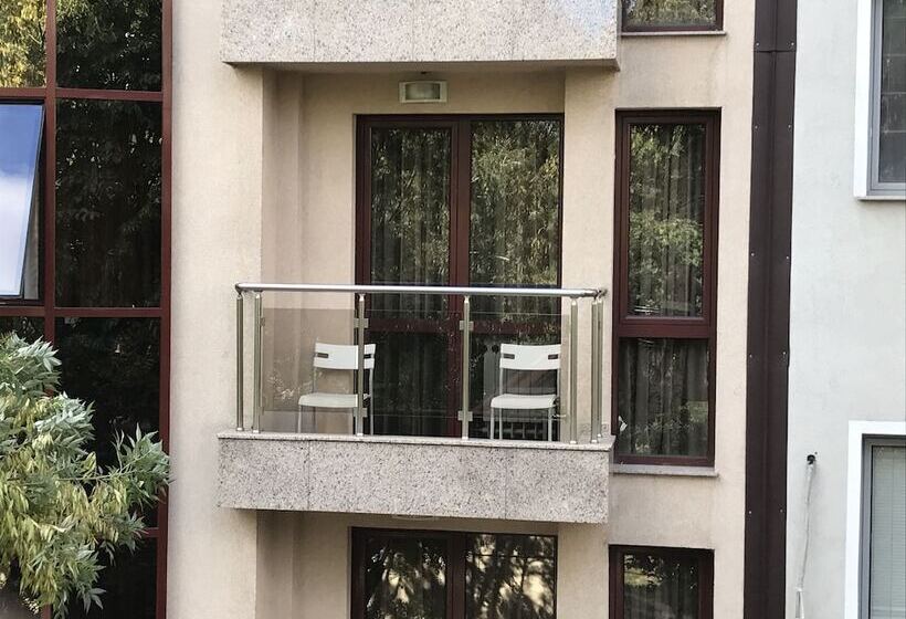 חדר סטנדרט, Favorit